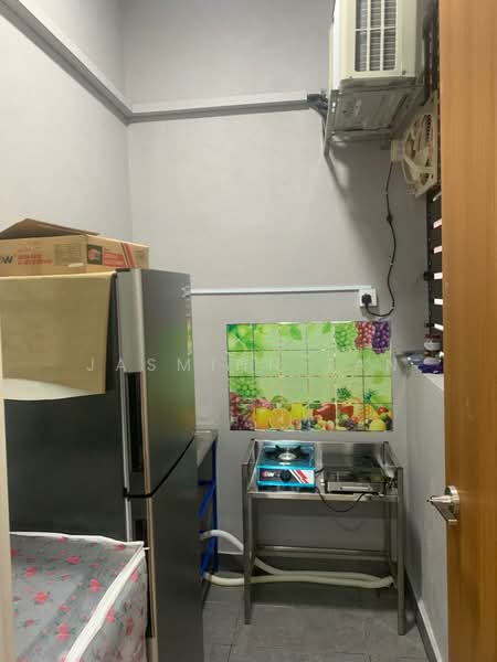 Service Residence for Rent at The Grand Subang Jaya SS15 - Jasminn Tan - Kitchen - PropertyGuru.com.my