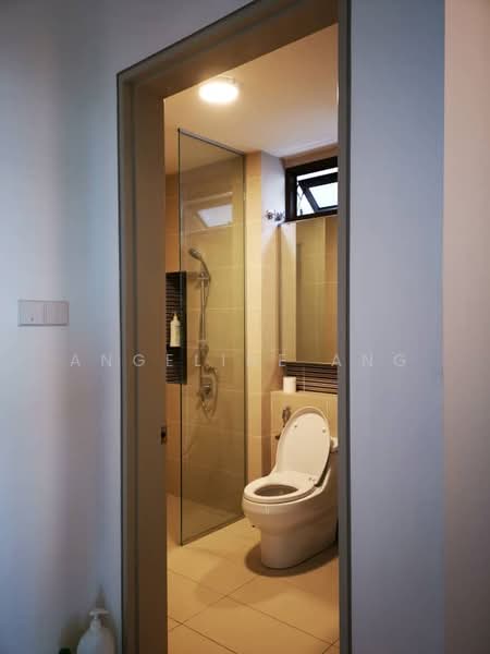 Servis Apartment untuk Dijual di Putra Residence - ANGELINE ANG - Bathroom - PropertyGuru.com.my