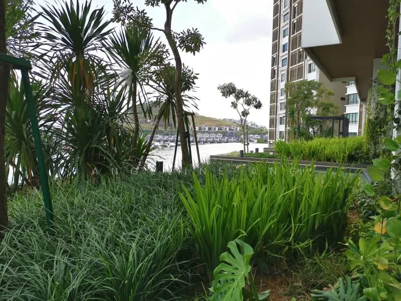 Servis Apartment untuk Dijual di Putra Residence - ANGELINE ANG - Exterior - PropertyGuru.com.my