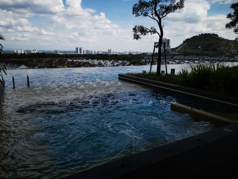 Servis Apartment untuk Dijual di Putra Residence - ANGELINE ANG - Pool - PropertyGuru.com.my