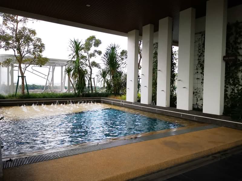 Servis Apartment untuk Dijual di Putra Residence - ANGELINE ANG - Pool - PropertyGuru.com.my