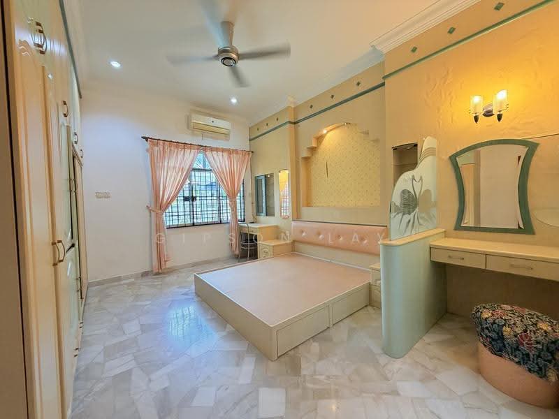 Rumah Berkembar untuk Dijual di Taman Delima (Kluang) - Gipson Lay - PropertyGuru.com.my