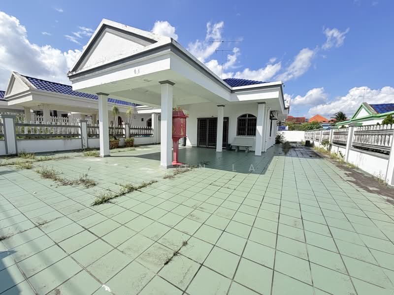 Rumah Berkembar untuk Dijual di Taman Delima (Kluang) - Gipson Lay - PropertyGuru.com.my