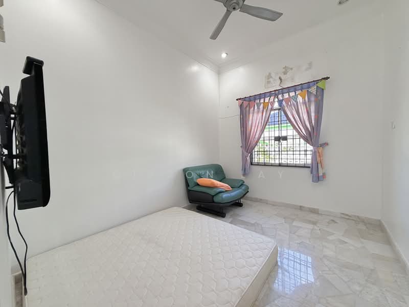 Rumah Berkembar untuk Dijual di Taman Delima (Kluang) - Gipson Lay - PropertyGuru.com.my