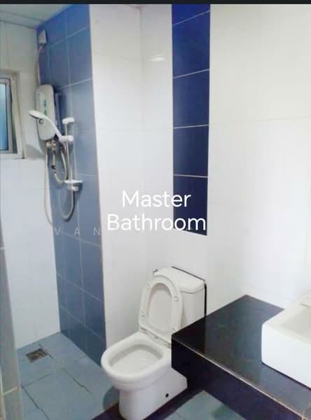 Kondominium untuk Disewa di The Wharf Residence - Vaness Chin - Bathroom - PropertyGuru.com.my