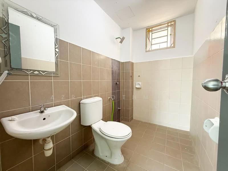 Apartment for Sale at Desajaya Villa - Azrul Othman - Bathroom - PropertyGuru.com.my