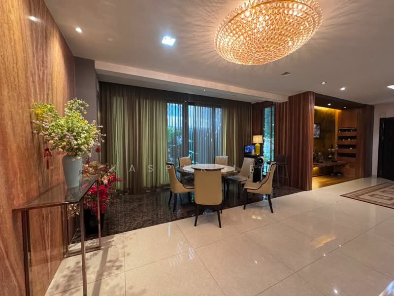 Rumah Berkembar untuk Dijual di Taman Sutera Utama (Skudai) - Kasper Lee - Dining Room - PropertyGuru.com.my