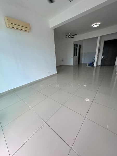 Kondominium untuk Dijual di Reflections Condominium - Simon Ooi - Living Room - PropertyGuru.com.my