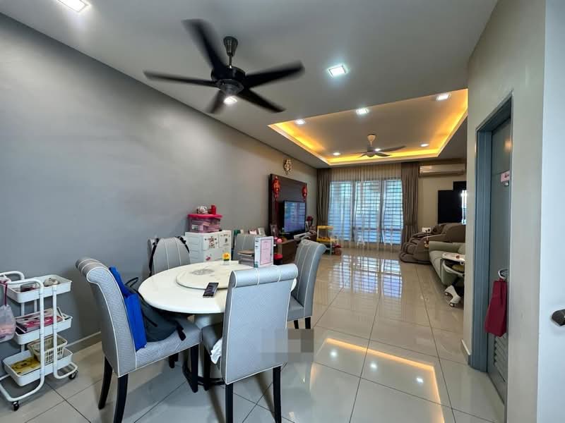 Rumah Teres 2 Tingkat untuk Dijual di Taman Sentosa Perdana (Klang) - Louis Chan - Living Room - PropertyGuru.com.my