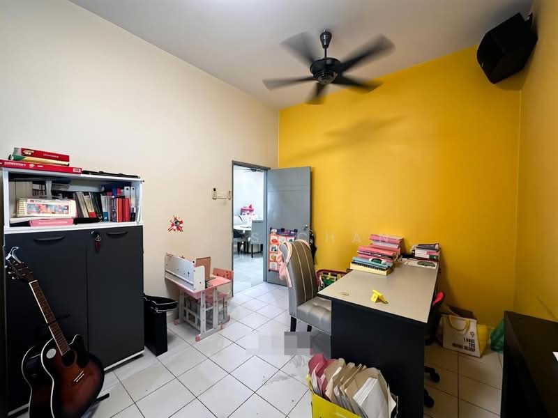 Rumah Teres 2 Tingkat untuk Dijual di Taman Sentosa Perdana (Klang) - Louis Chan - Study - PropertyGuru.com.my
