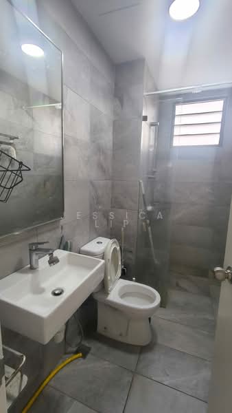 Servis Apartment untuk Disewa di Equine Residence - Jessica Lip - Bathroom - PropertyGuru.com.my