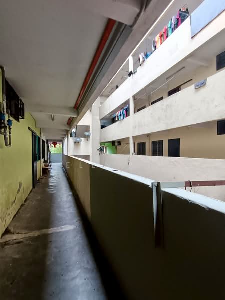 Apartment for Sale at Pangsapuri Putra - Helen Wan - Corridor - PropertyGuru.com.my