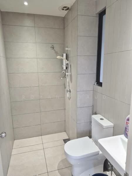 Service Residence for Rent at Kenwingston Avenue - Rohani Daud - Bathroom - PropertyGuru.com.my