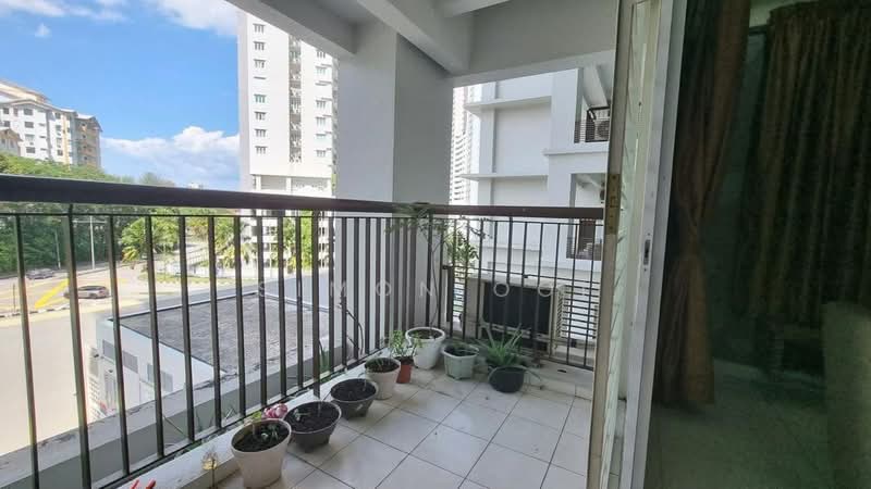 Kondominium untuk Dijual di Platino Condominium - Simon Ooi - Balcony - PropertyGuru.com.my