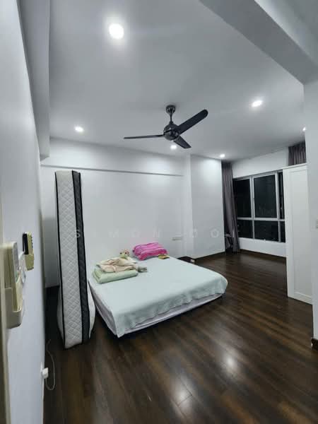 Kondominium untuk Dijual di Elit Heights @ Bayan City - Simon Ooi - Bedroom - PropertyGuru.com.my