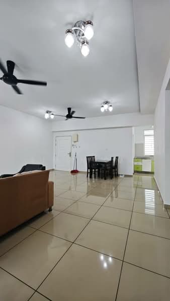 Kondominium untuk Dijual di Arena Residence - Simon Ooi - Living Room - PropertyGuru.com.my