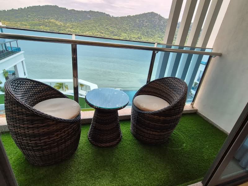 Condominium for Sale at Queens Residences Q1 @ Queens Waterfront - Simon Ooi - Balcony - PropertyGuru.com.my