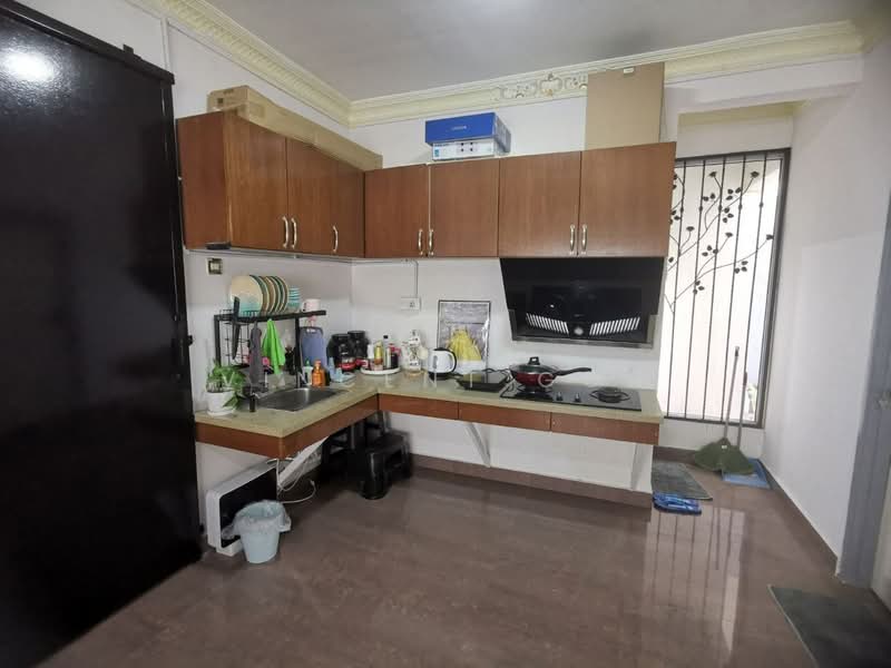 Rumah Bandar untuk Dijual di Jalan Ipoh (Kuala Lumpur) - Vincent Goh - Kitchen - PropertyGuru.com.my