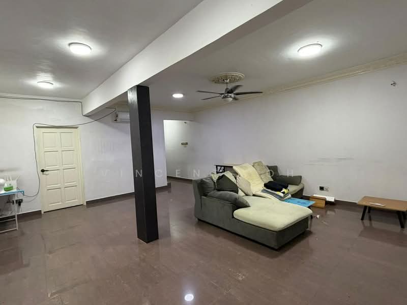 Rumah Bandar untuk Dijual di Jalan Ipoh (Kuala Lumpur) - Vincent Goh - Living Room - PropertyGuru.com.my