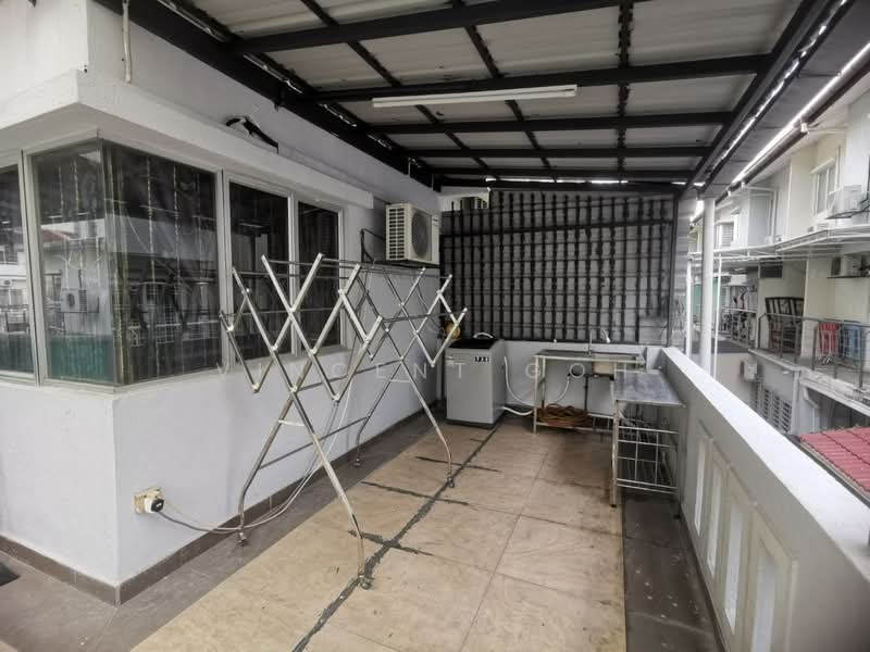 Rumah Bandar untuk Dijual di Jalan Ipoh (Kuala Lumpur) - Vincent Goh - Balcony - PropertyGuru.com.my