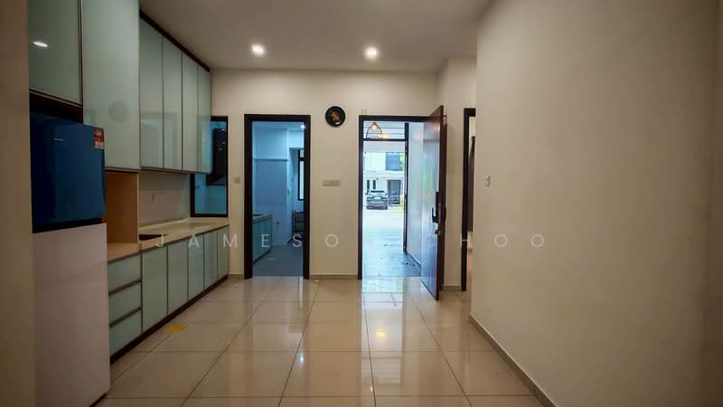 Rumah Teres 2 Tingkat untuk Disewa di Senibong (Permas Jaya) - Jameson Choo - Kitchen - PropertyGuru.com.my