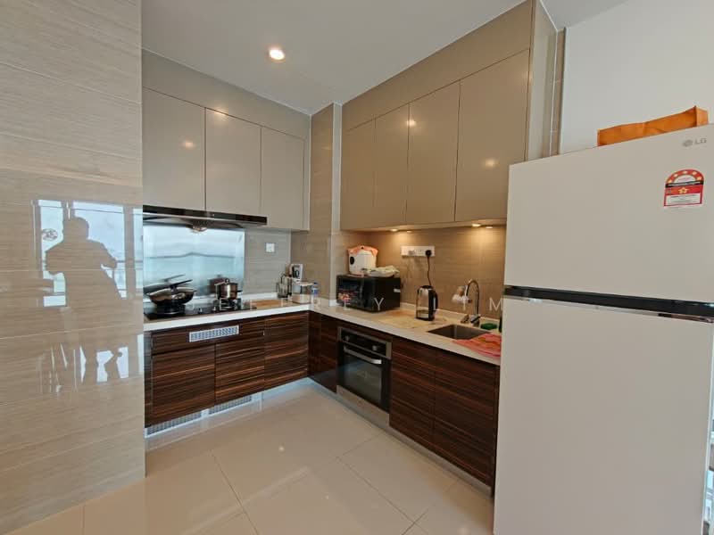 Service Residence for Rent at R&F Princess Cove Phase 1 - Jeffrey Lim - Kitchen - PropertyGuru.com.my