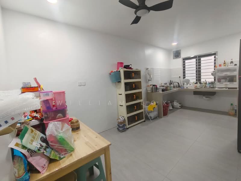 Rumah Teres 2 Tingkat untuk Dijual di Mutiara Rini (Skudai) - William Loke - Kitchen - PropertyGuru.com.my