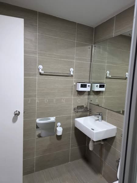 Servis Apartment untuk Dijual di Lexa Residence @ The Quartz WM - Jaden Chai - Bathroom - PropertyGuru.com.my