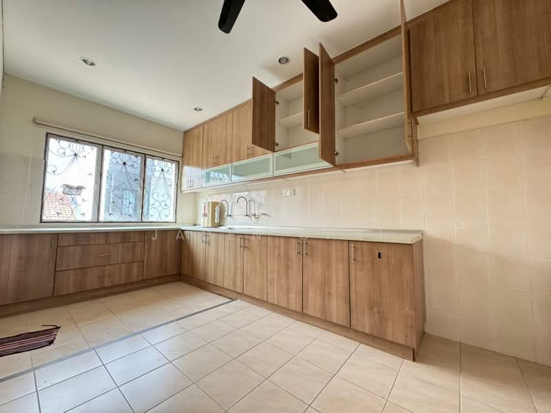 Bungalow for Sale in Sering Ukay (Ampang) - Jaden Chai - Kitchen - PropertyGuru.com.my