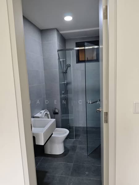 Service Residence for Sale at Sunway Avila Residences - Jaden Chai - Bathroom - PropertyGuru.com.my