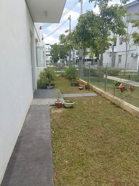 Townhouse for Rent in Cybersouth City (Dengkil) - Eryna Sairy - PropertyGuru.com.my