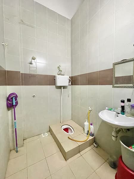 Rumah Berkembar untuk Dijual di Shah Alam (Selangor) - Yazila Sulaimi - Bathroom - PropertyGuru.com.my