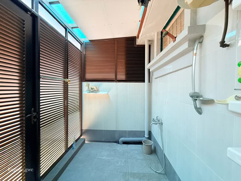Rumah Teres 2 Tingkat untuk Dijual di Usj 11 (Subang Jaya) - Eugene Goh - Bathroom - PropertyGuru.com.my