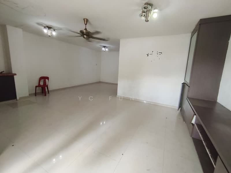 Rumah Teres 2 Tingkat untuk Dijual di Taman Ungku Tun Aminah (Skudai) - YC Fung - Living Room - PropertyGuru.com.my