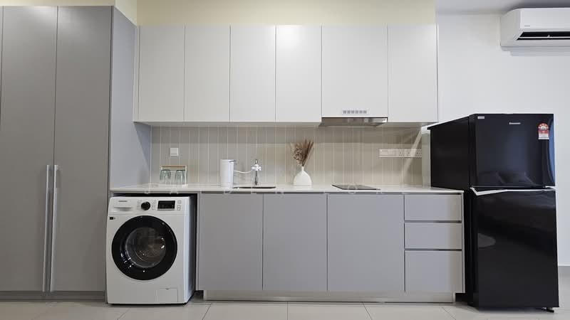 Servis Apartment untuk Disewa di SWNK Houze @ BBCC - Jayden Loke - Kitchen - PropertyGuru.com.my