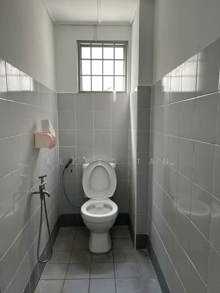 Pejabat untuk Disewa di Setapak (Kuala Lumpur) - Alfred Tan - Bathroom - PropertyGuru.com.my