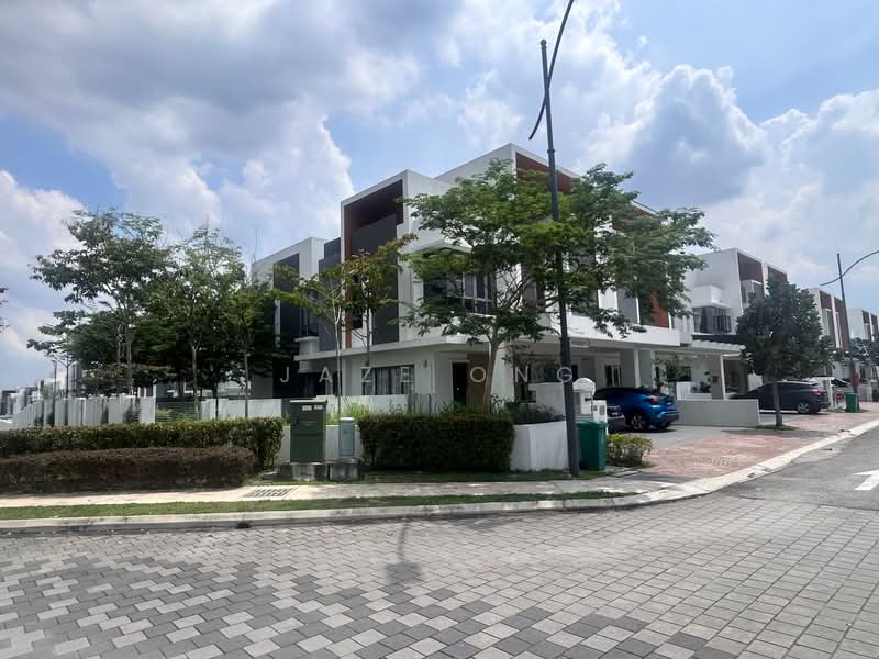 Semi-Detached House for Sale in Kajang (Selangor) - Jaze Ong - Exterior - PropertyGuru.com.my