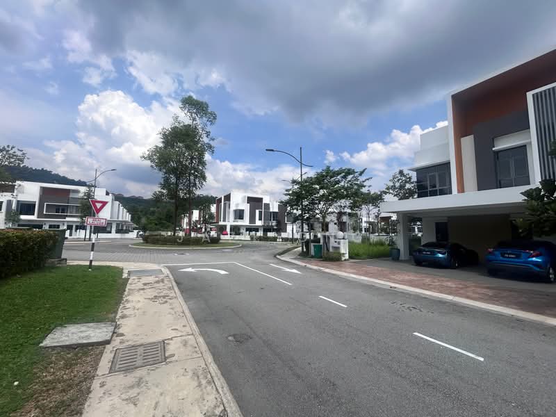 Semi-Detached House for Sale in Kajang (Selangor) - Jaze Ong - Exterior - PropertyGuru.com.my