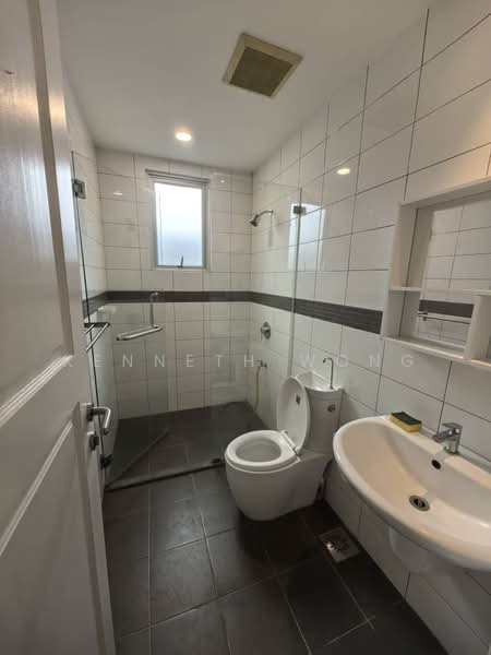 Pangsapuri untuk Disewa di Laticube - Kenneth Wong - Bathroom - PropertyGuru.com.my