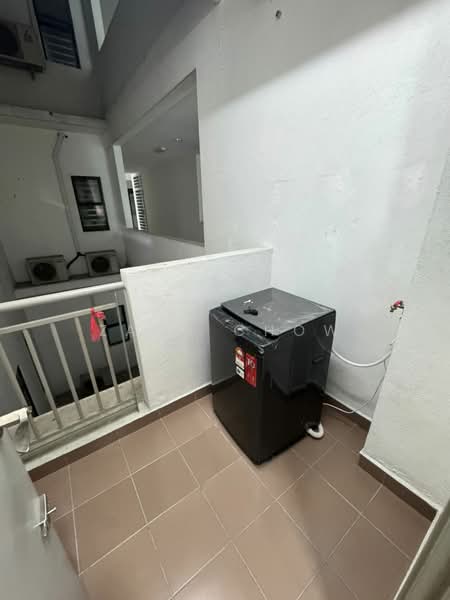 Pangsapuri untuk Dijual di Austin Regency (Pangsapuri Austin Perdana) - Zack Chow - Balcony - PropertyGuru.com.my