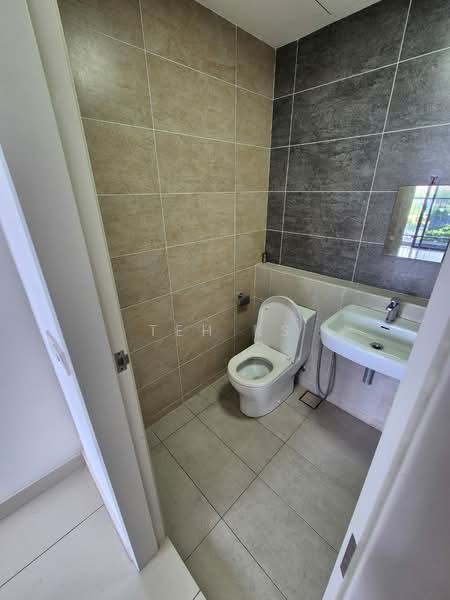 Servis Apartment untuk Disewa di Setia City Residences - Teh KS - Bathroom - PropertyGuru.com.my