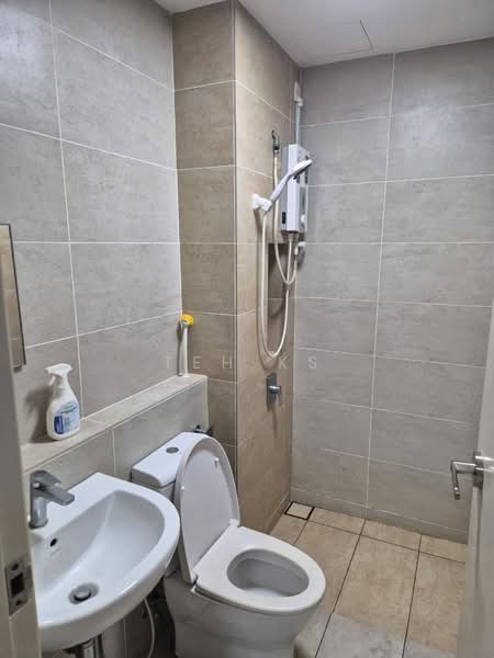 Servis Apartment untuk Disewa di Setia City Residences - Teh KS - Bathroom - PropertyGuru.com.my