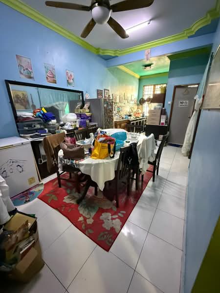 Rumah Teres 1 Tingkat untuk Dijual di Bandar Putra (Kulai) - Daniel Yong - Dining Room - PropertyGuru.com.my