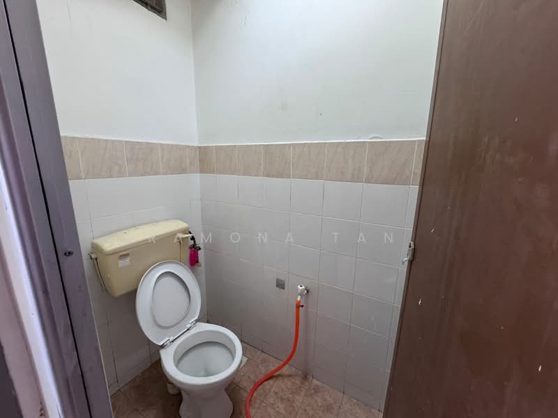 Townhouse for Sale in Taman Permatang Pasir Permai (Alai) - Ramona Tan - Bathroom - PropertyGuru.com.my