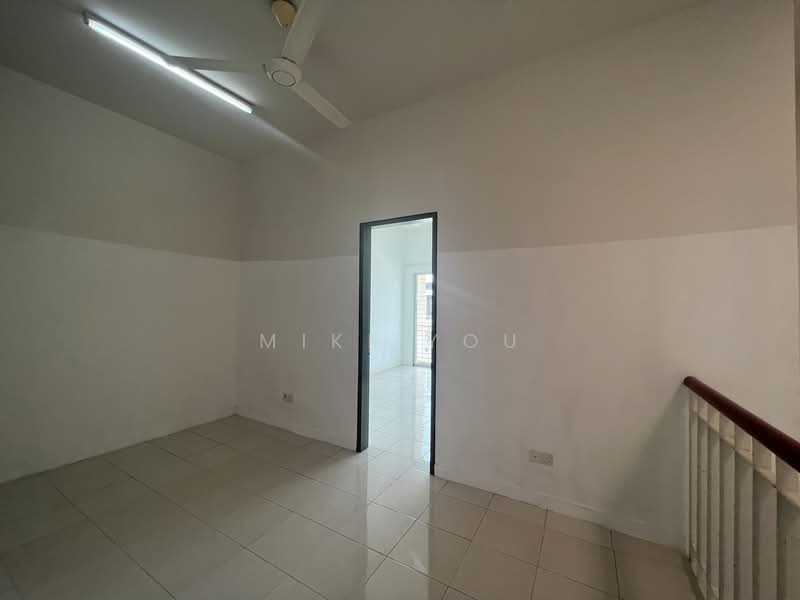 Rumah Teres 2 Tingkat untuk Dijual di Bandar Rimbayu (Telok Panglima Garang) - Miki You - Interior - PropertyGuru.com.my