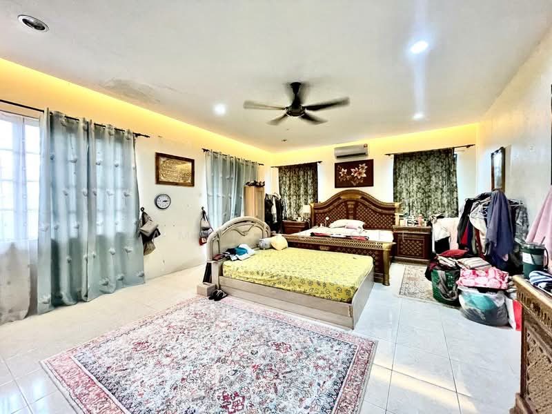 Rumah Berkembar untuk Dijual di Bandar Nusaputra (Puchong) - Zamri Yusoff - Bedroom - PropertyGuru.com.my