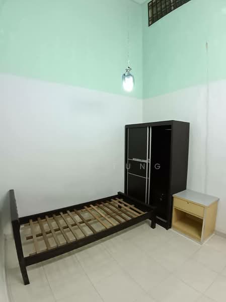 Rumah Teres 1 Tingkat untuk Disewa di Taman Setia Indah (Tebrau) - Ray Tung - Bedroom - PropertyGuru.com.my