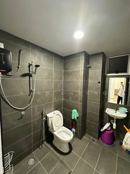 Service Residence for Rent at Midas @ Seri Alam - Hong Charng Lee - Bathroom - PropertyGuru.com.my