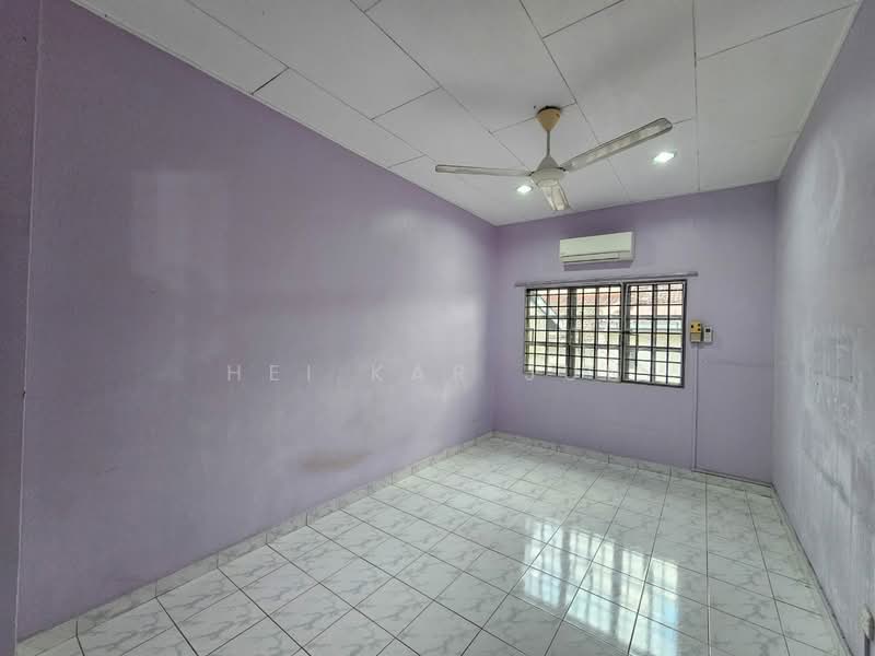 Rumah Teres untuk Dijual di Taman Bukit Mewah (Kajang) - Hei Kar Jun - Interior - PropertyGuru.com.my