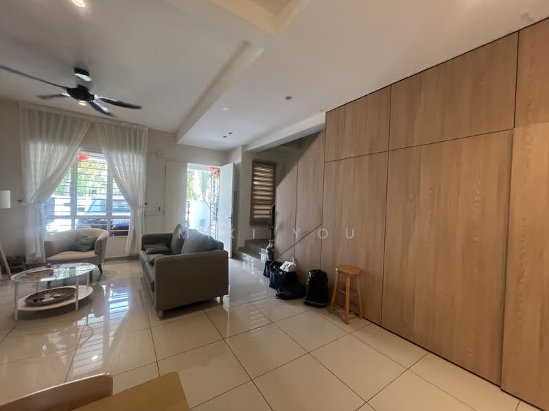 2-storey Terraced House for Sale in Bandar Rimbayu (Telok Panglima Garang) - Miki You - Living Room - PropertyGuru.com.my